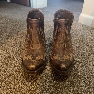 Ariat Brown Dixon Boots